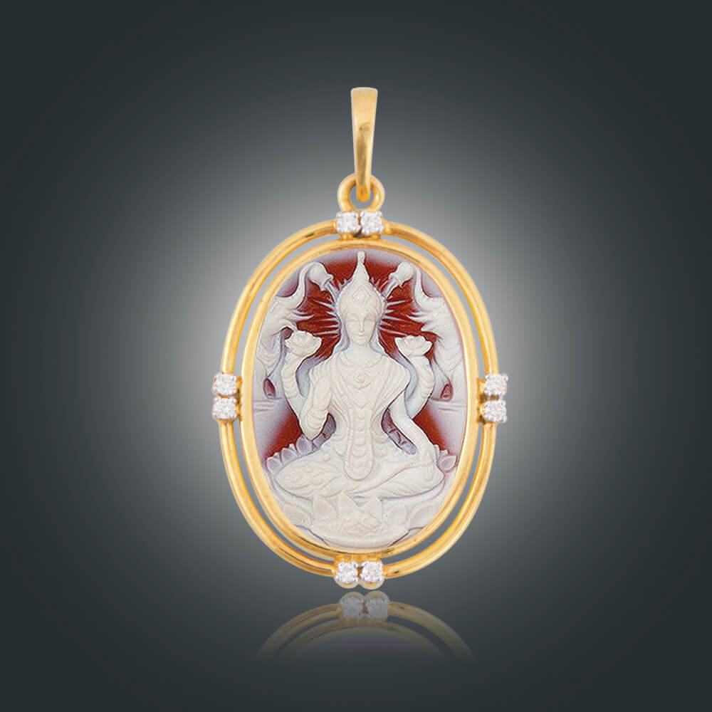 Widely worshipped in India, Goddess of Prosperity- Goddess Lakshmi Cameo (30X22mm) features in this 18K Gold Pendant along with diamonds. 